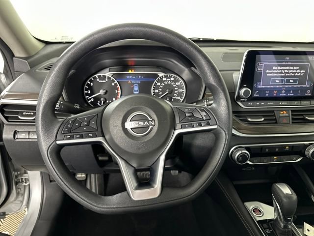 Used 2023 Nissan Altima 2.5 SV image 14