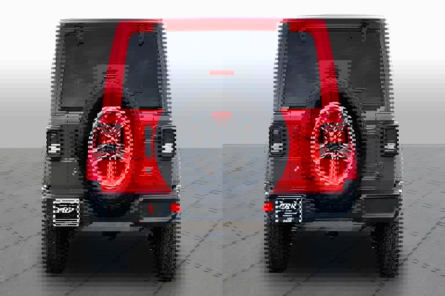 Used 2018 Jeep Wrangler Unlimited Sahara image 5