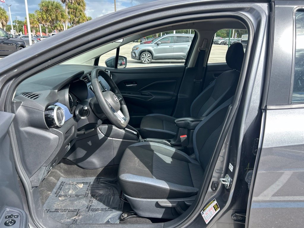 Used 2024 Nissan Versa SV FWD image 17