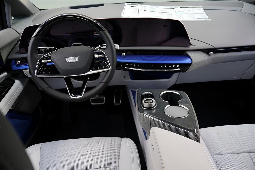 New 2026 Cadillac Optiq Sport 2 image 15