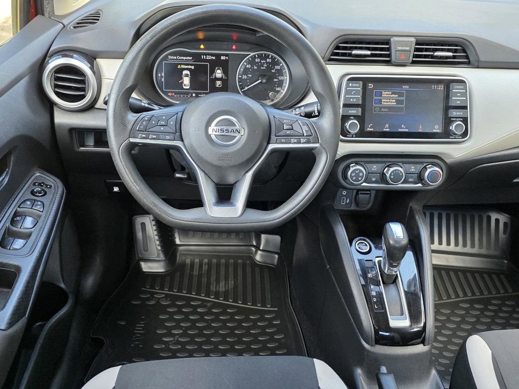Used 2021 Nissan Versa SV image 9