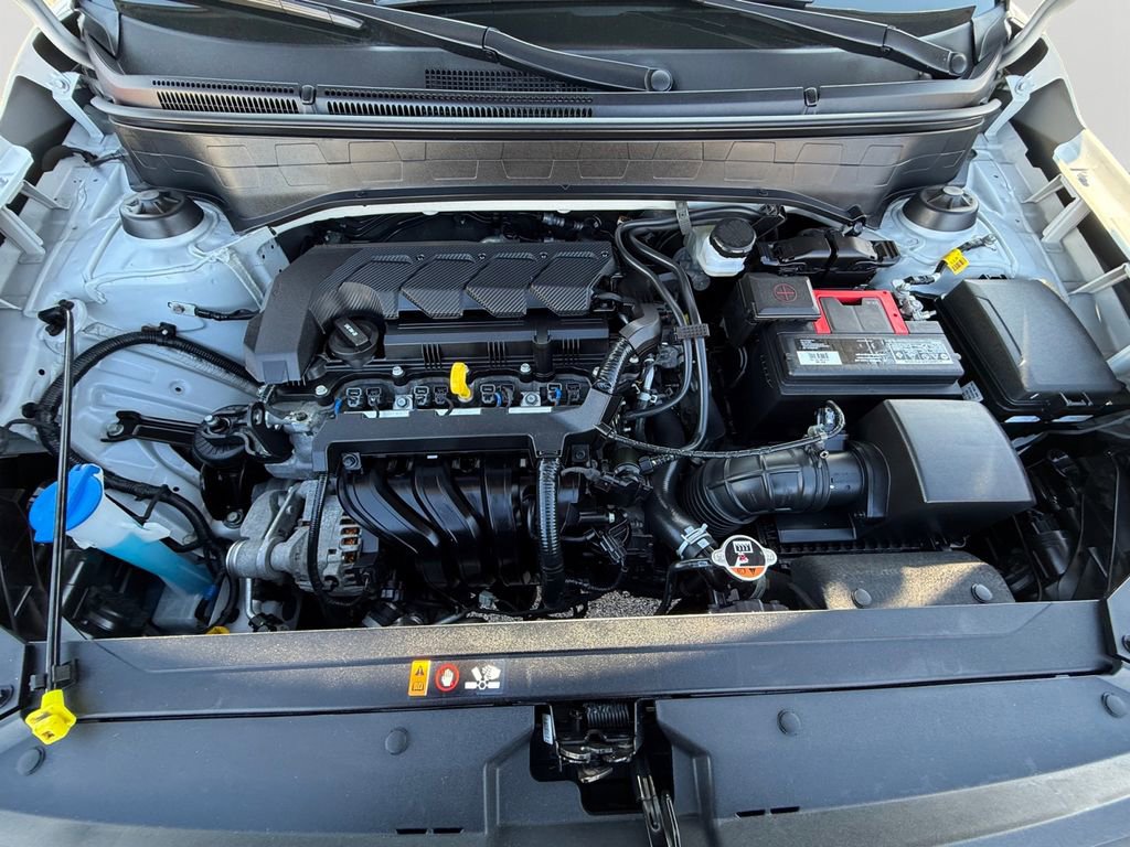 Used 2023 Hyundai Venue SEL image 9