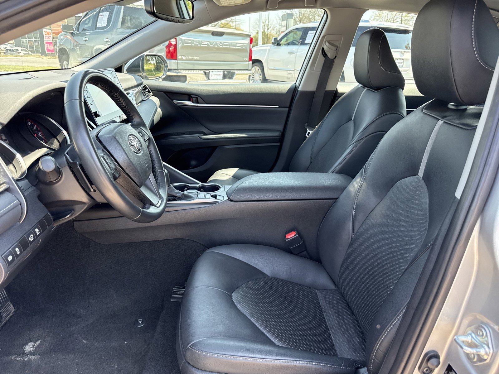 Used 2024 Toyota Camry XSE image 11