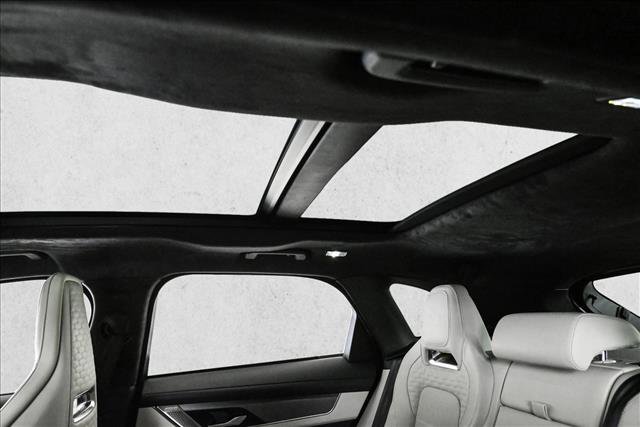 Used 2022 Jaguar F-PACE SVR image 20