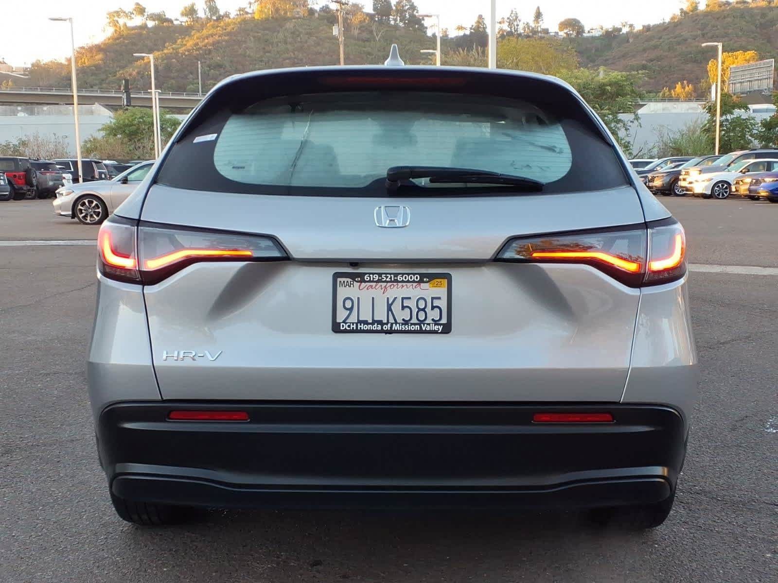 Used 2024 Honda HR-V LX image 5