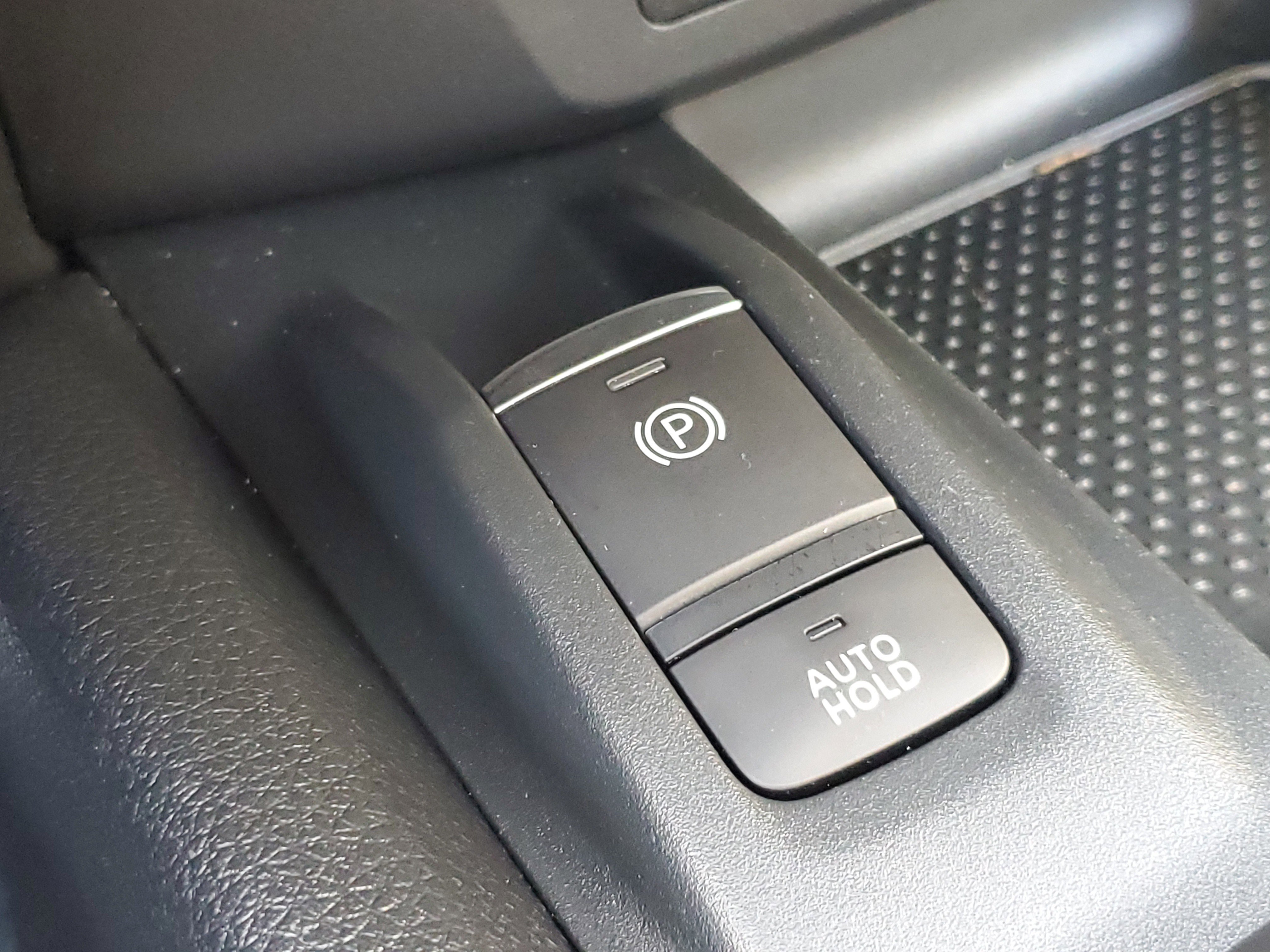 Used 2021 Nissan Rogue Sport SL w/ Premium Package image 28