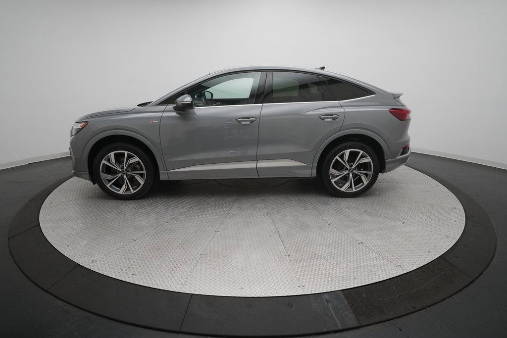 Used 2023 Audi Q4 e-tron Premium w/ Convenience Package image 7