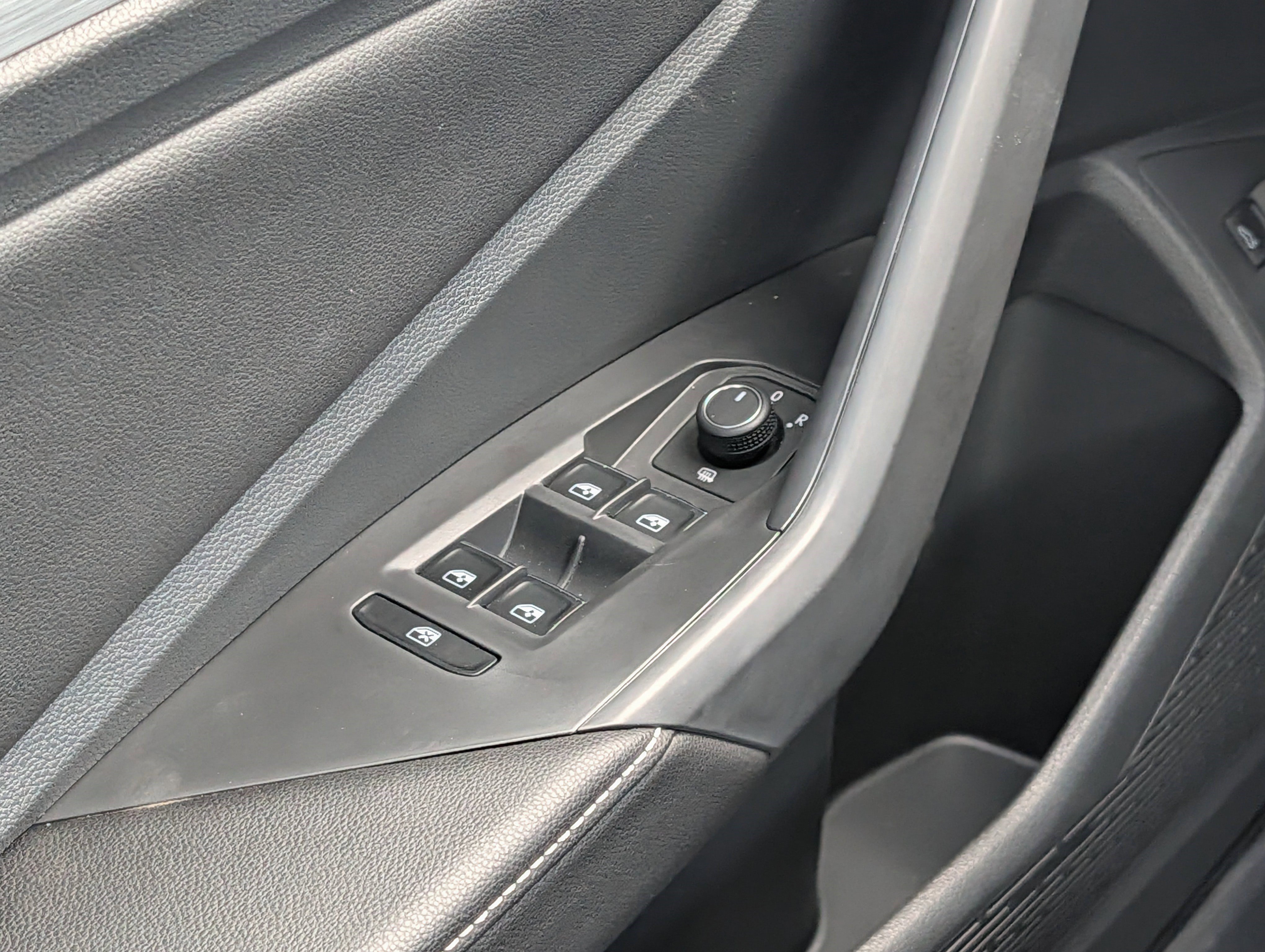 New 2026 Volkswagen Jetta Sport FWD image 8