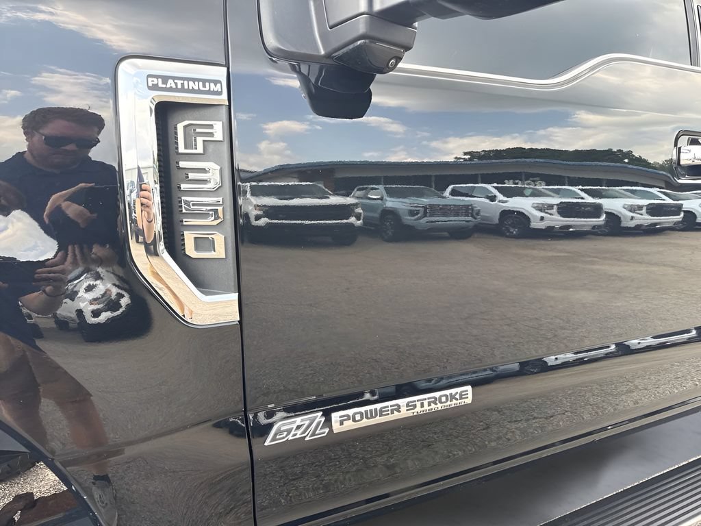 Used 2018 Ford F350 Platinum w/ Platinum Ultimate Package AWD/4WD image 37