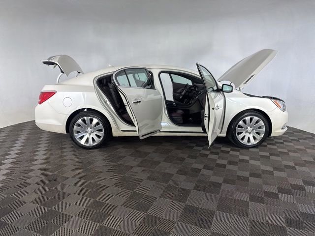 Used 2014 Buick LaCrosse Leather w/ Ultra Luxury Package AWD/4WD image 16