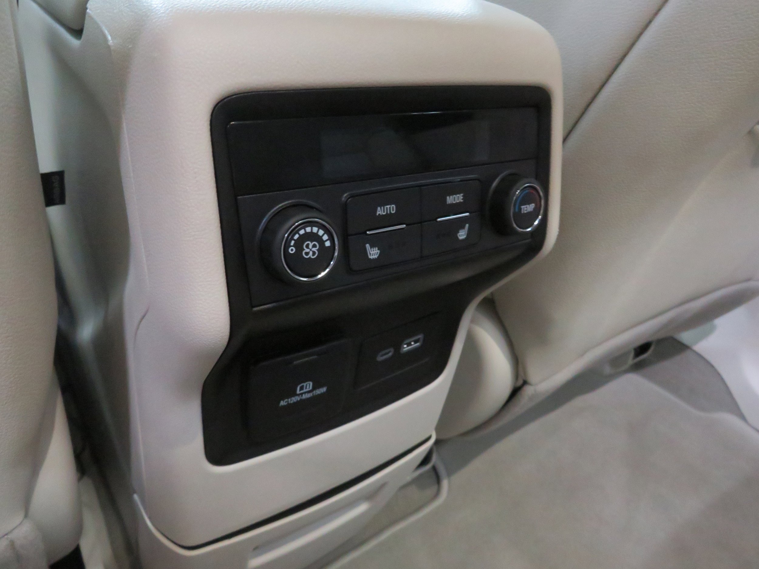 Used 2023 GMC Acadia Denali w/ Denali Ultimate Package image 12