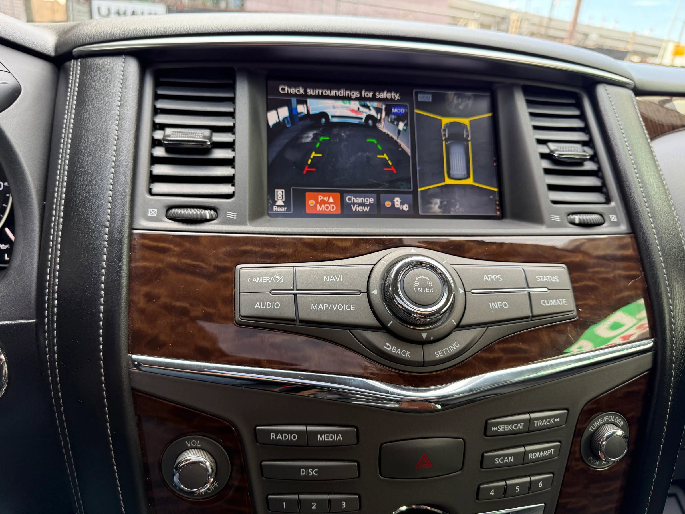 Used 2019 Nissan Armada SL w/ Premium Package AWD/4WD image 28