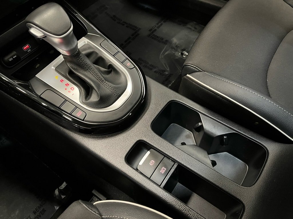 Used 2024 Kia Forte GT-Line w/ GT-Line Premium Package image 7