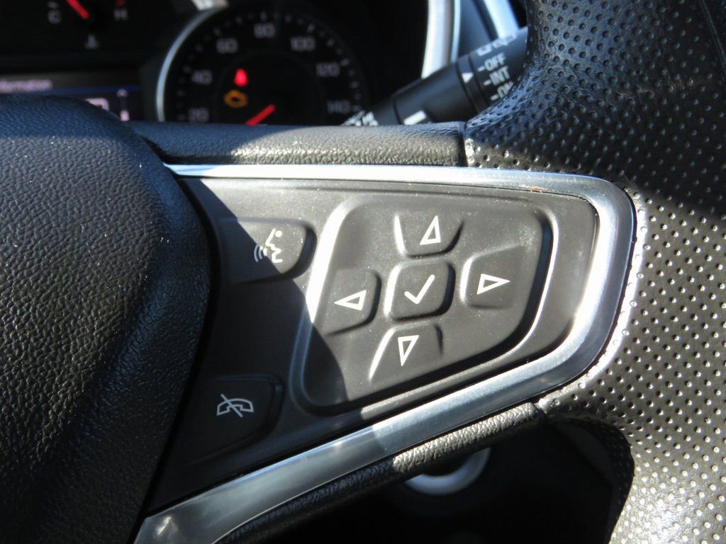 Used 2019 Chevrolet Equinox LT image 22