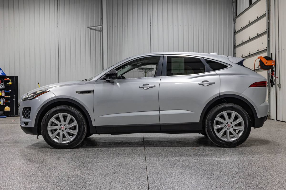 Used 2018 Jaguar E-PACE S AWD/4WD image 2