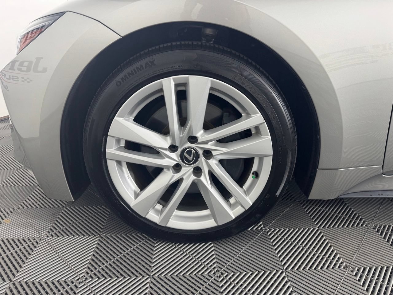 Used 2023 Lexus IS 300 w/ Comfort Package RWD image 35