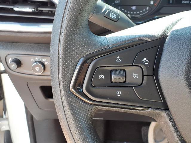 Used 2023 Chevrolet TrailBlazer LT FWD image 15