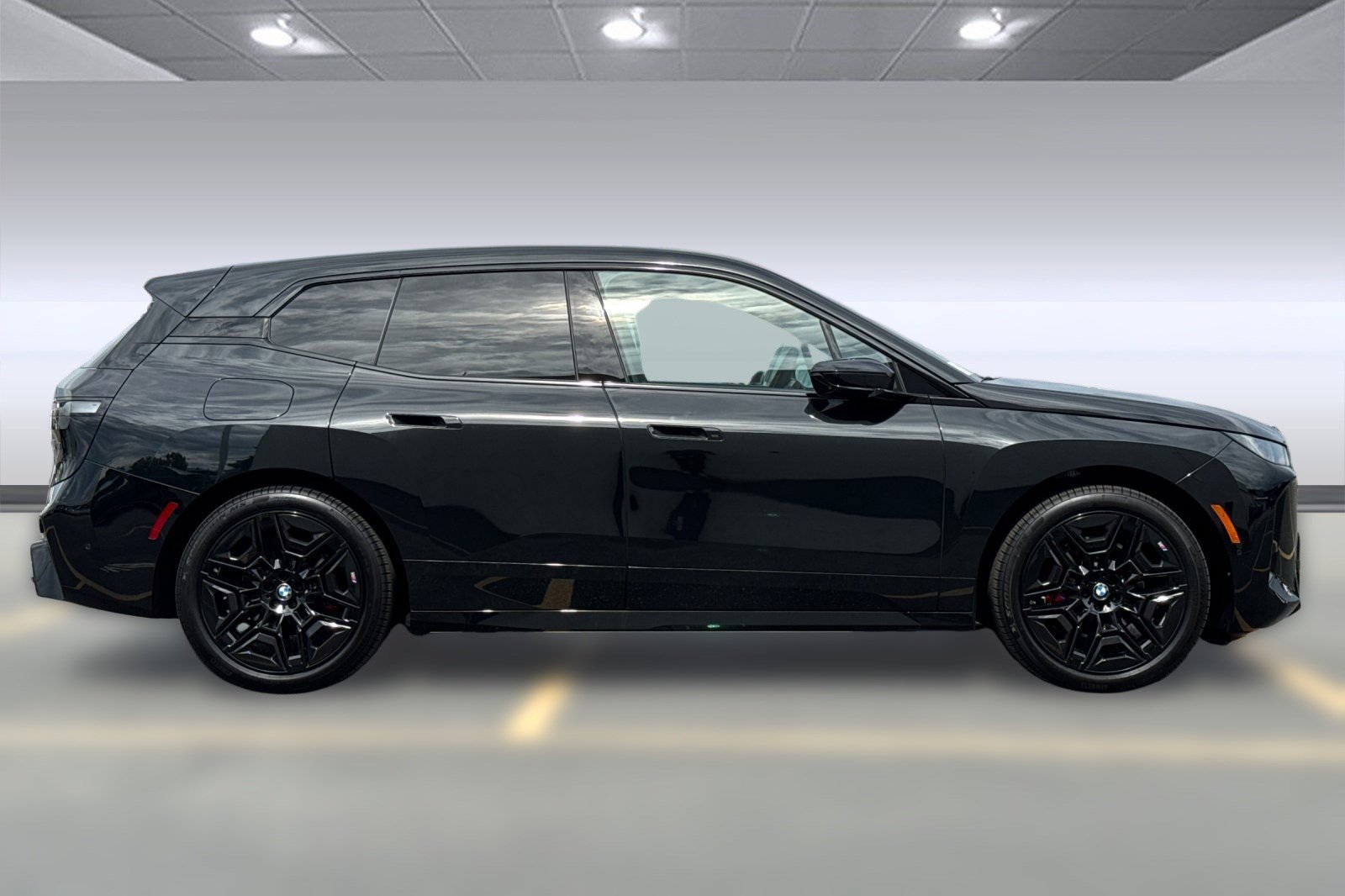 New 2026 BMW iX M70 image 7