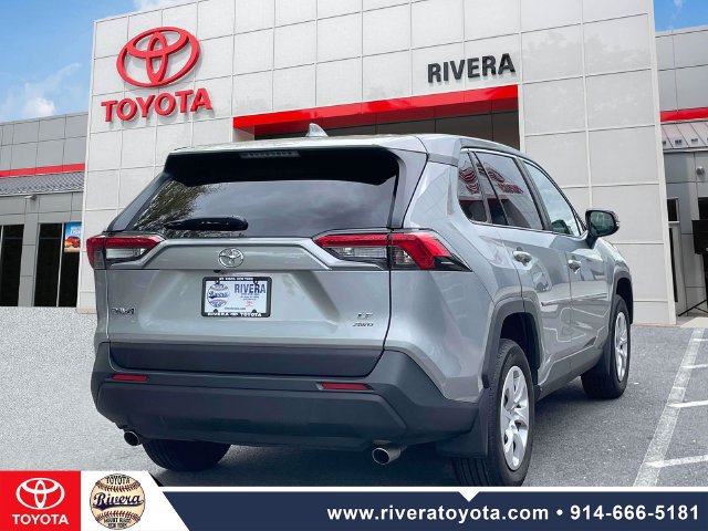Certified 2025 Toyota RAV4 LE AWD/4WD image 7