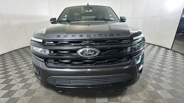 Used 2022 Ford Expedition Max Limited AWD/4WD image 8