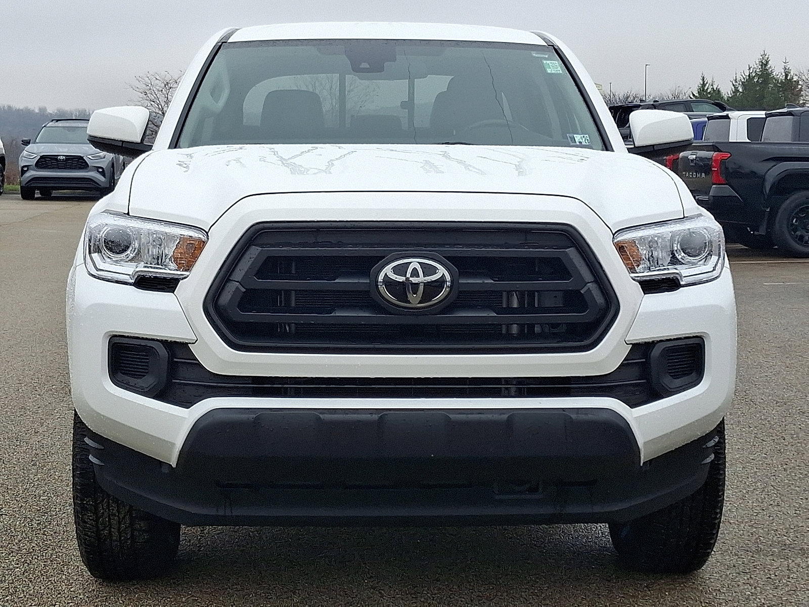Used 2022 Toyota Tacoma 4x4 Double Cab image 2
