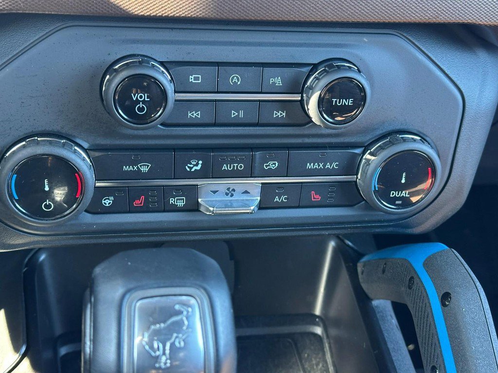 Used 2022 Ford Bronco Outer Banks image 18