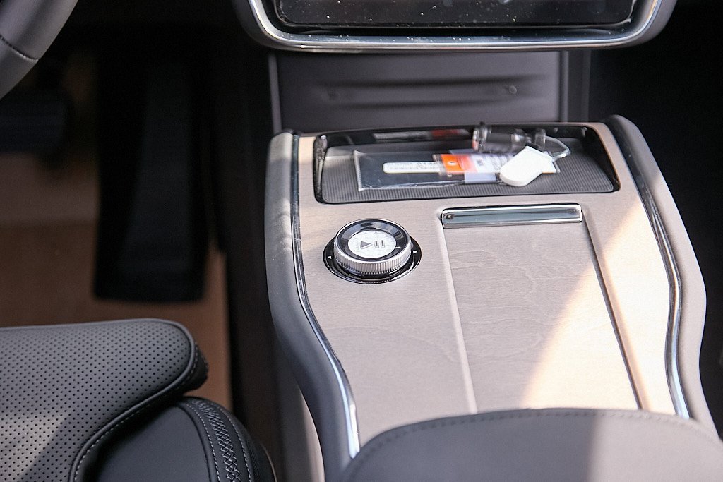 New 2025 Volvo EX90 Ultra image 29