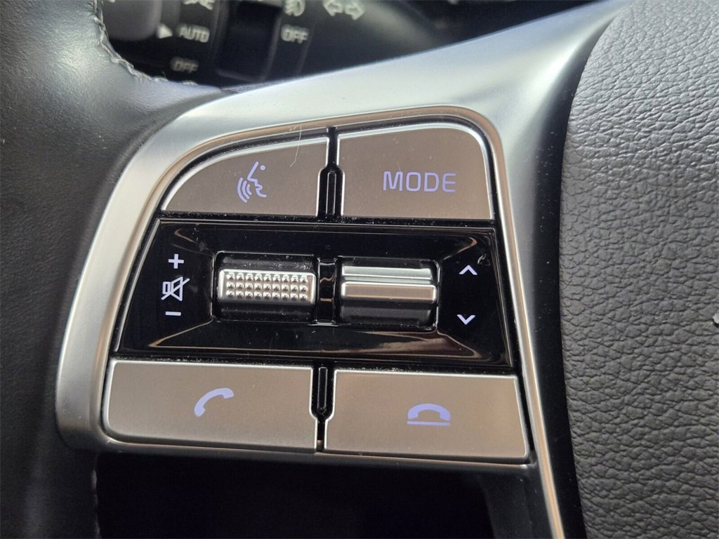 Used 2021 Kia Telluride SX w/ SX Prestige Package image 26