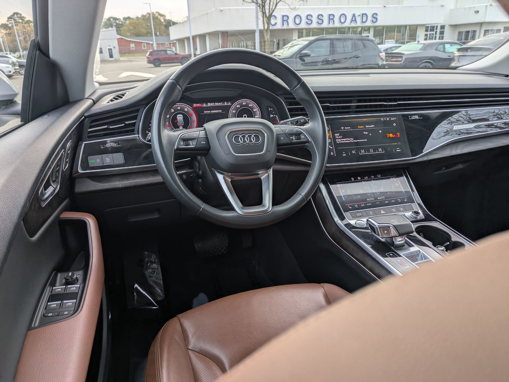 Used 2020 Audi Q8 Premium Plus image 28