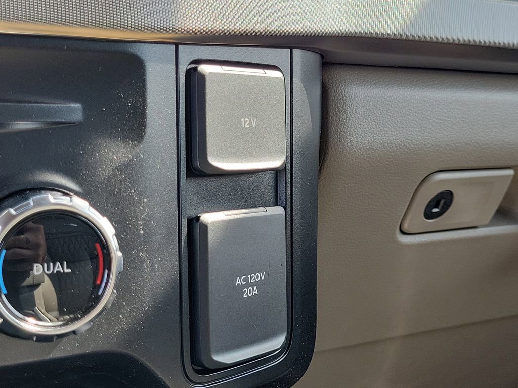 New 2026 Ford F450 Platinum AWD/4WD image 28