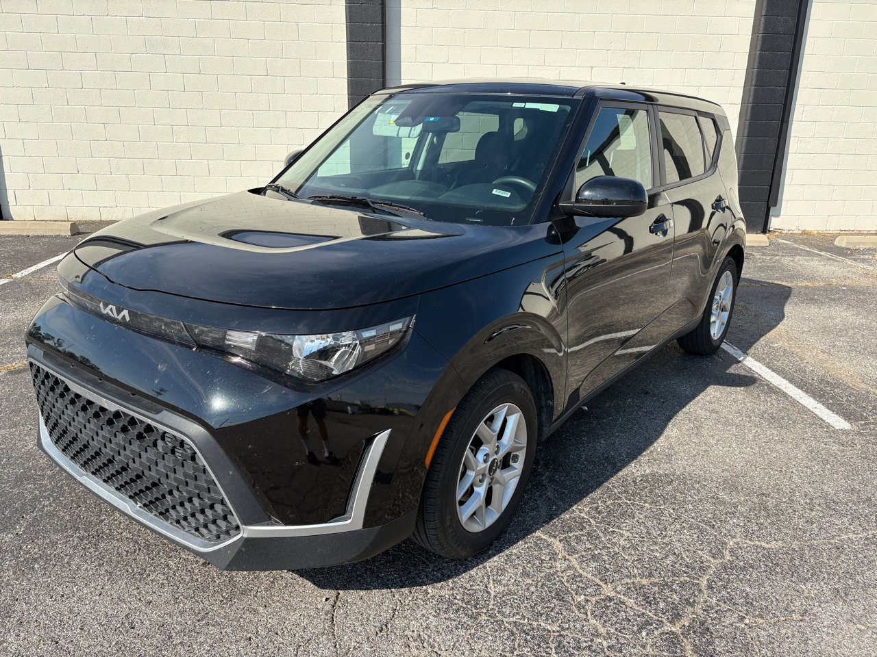 Used 2024 Kia Soul LX w/ Option Group 015