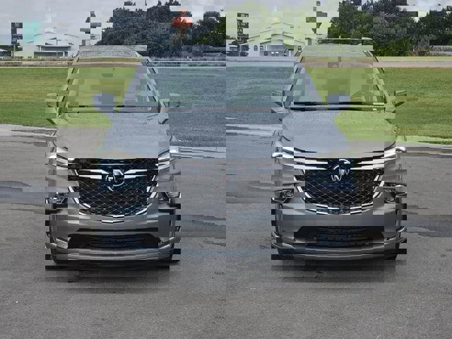 Used 2024 Buick Enclave Avenir w/ Avenir Technology Package image 2