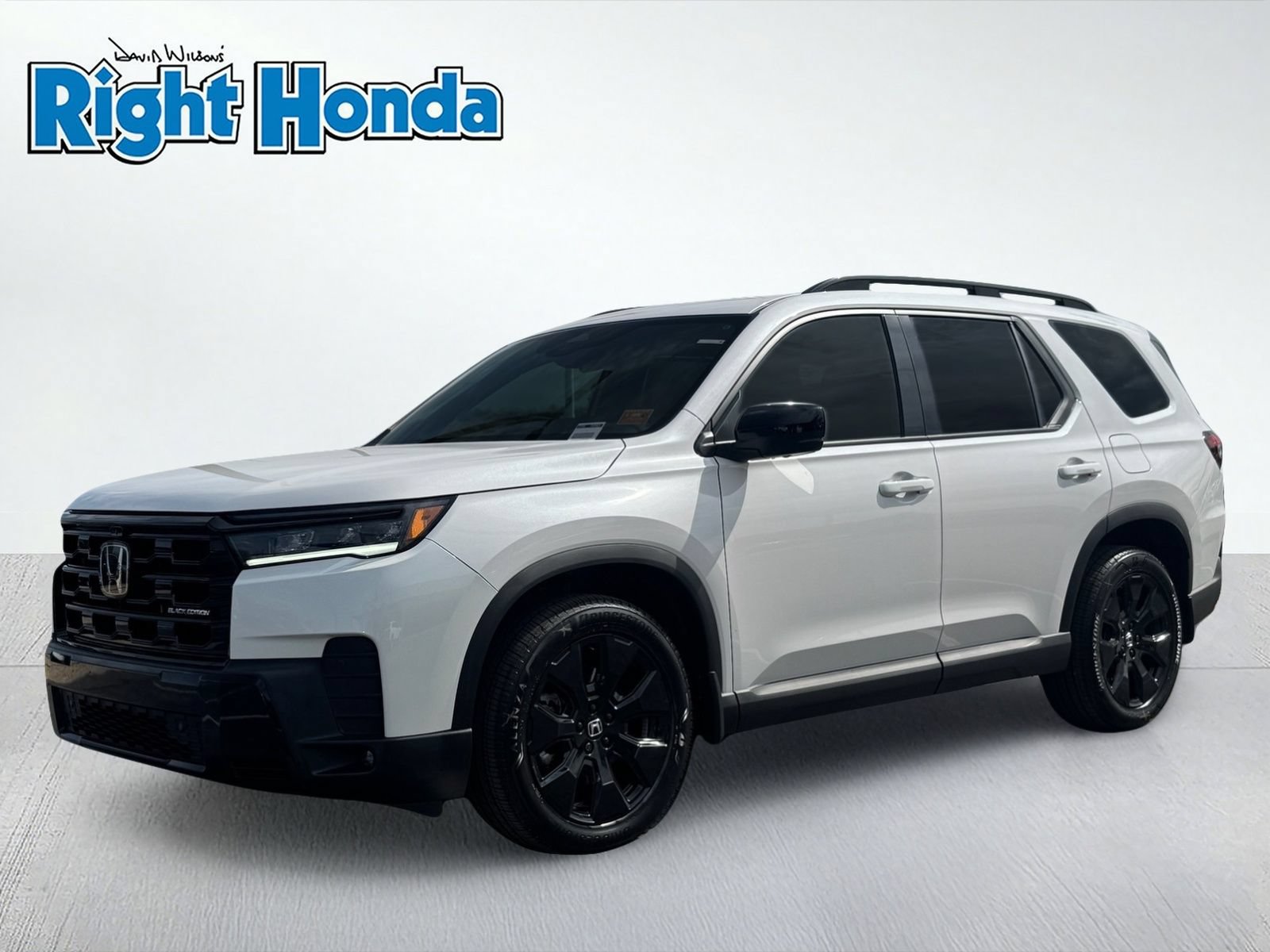 New 2026 Honda Pilot Black Edition image 2