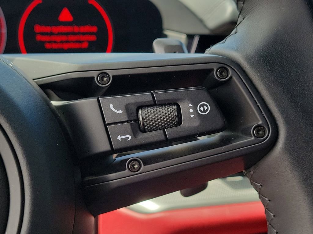 Certified 2025 Porsche Cayenne AWD/4WD image 35