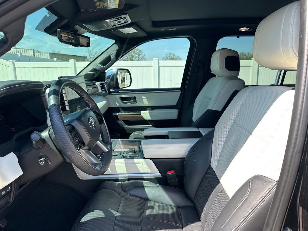 Used 2024 Toyota Sequoia Capstone AWD/4WD image 45