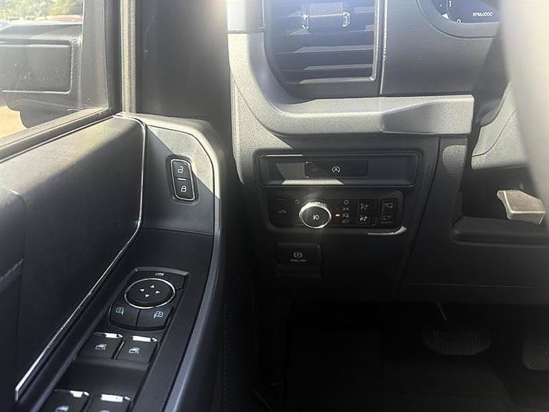 Used 2025 Ford F150 XLT w/ Equipment Group 302A MID AWD/4WD image 11