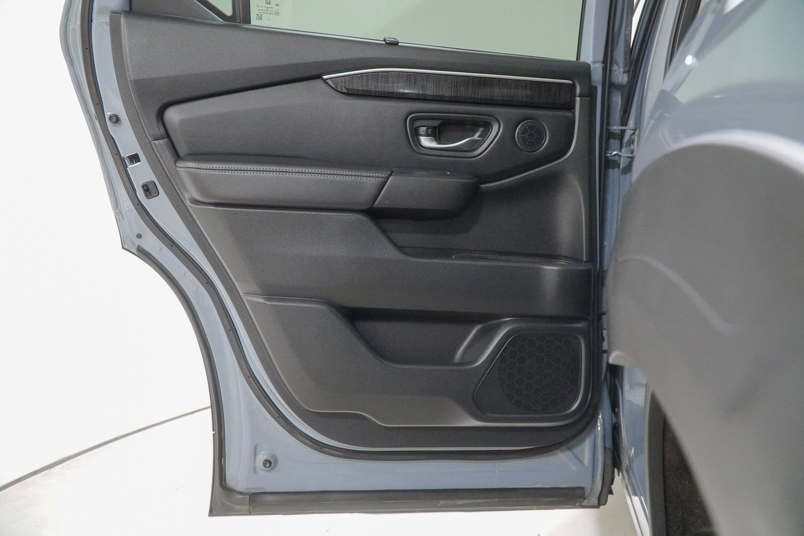 Used 2023 Honda Pilot Elite image 46