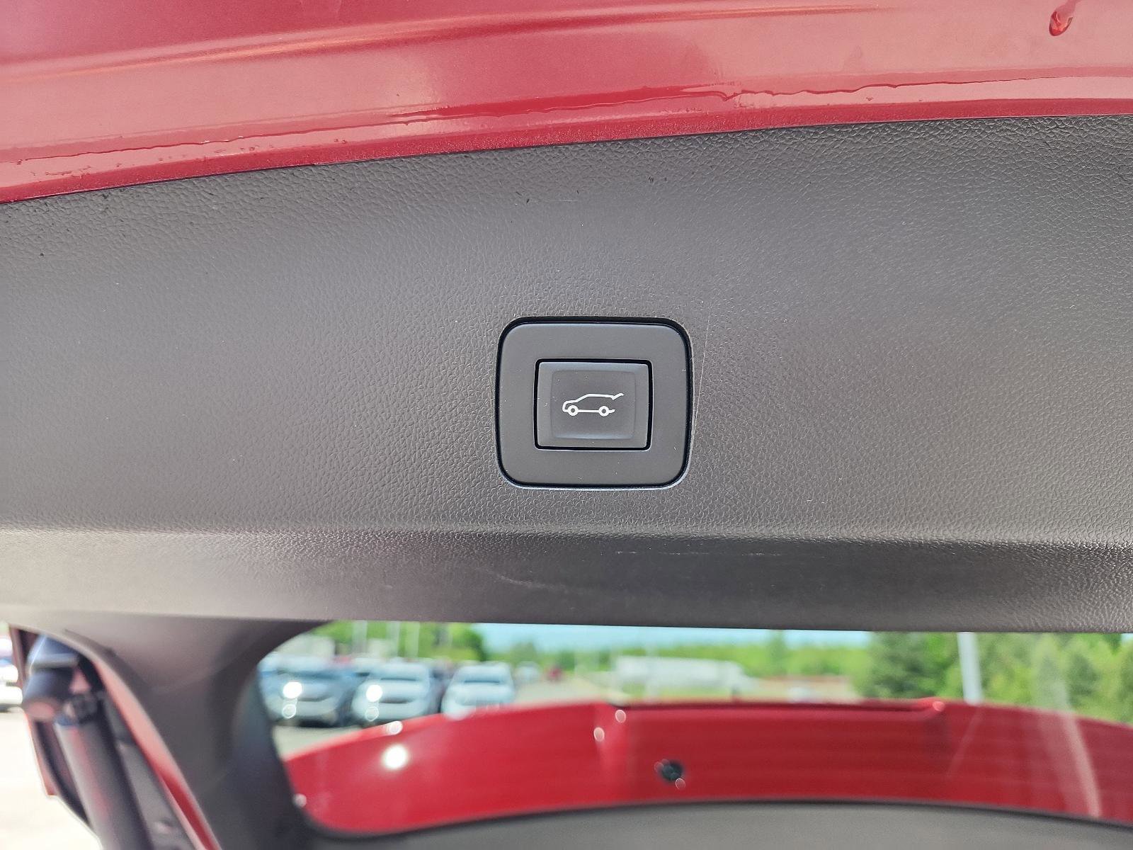 Certified 2023 Buick Encore GX Essence w/ Experience Buick Package image 10