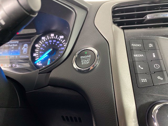 Used 2020 Ford Fusion S FWD image 26
