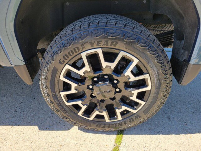 Certified 2025 GMC Sierra 2500 Denali Ultimate image 8