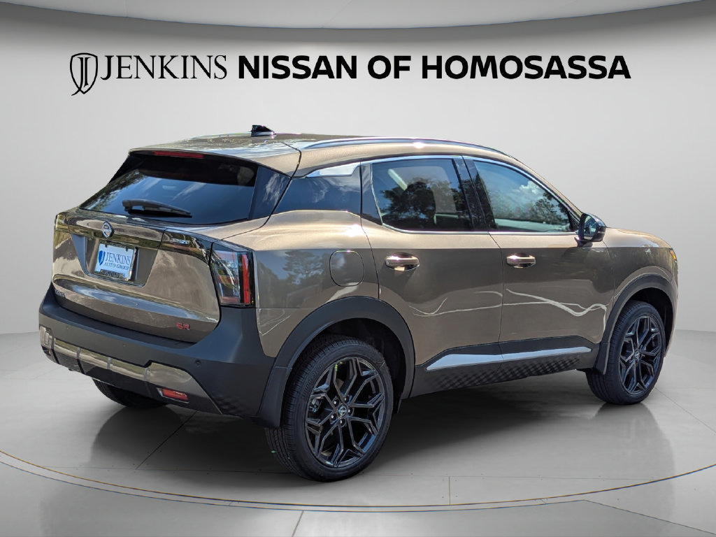 New 2026 Nissan Kicks SR FWD image 14