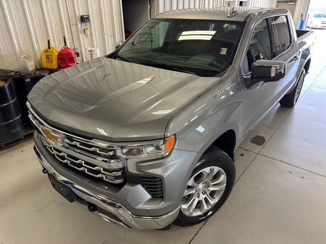 Used 2025 Chevrolet Silverado 1500 LTZ AWD/4WD image 47
