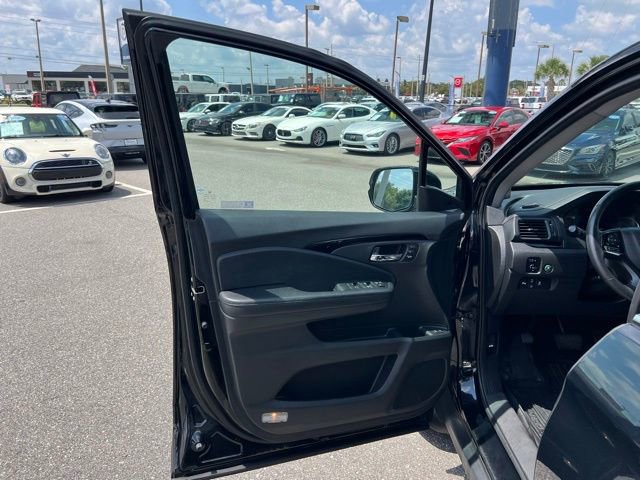 Used 2020 Honda Pilot Touring image 26