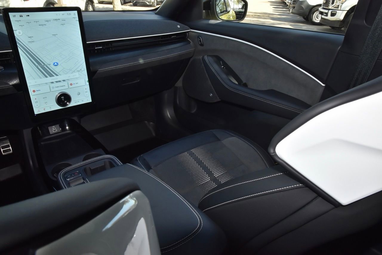 Certified 2025 Ford Mustang Mach-E GT w/ Interior Protection Package image 17