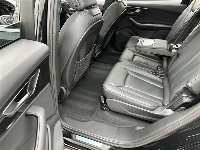 Certified 2025 Audi Q7 3.0T Premium w/ Convenience Package image 23
