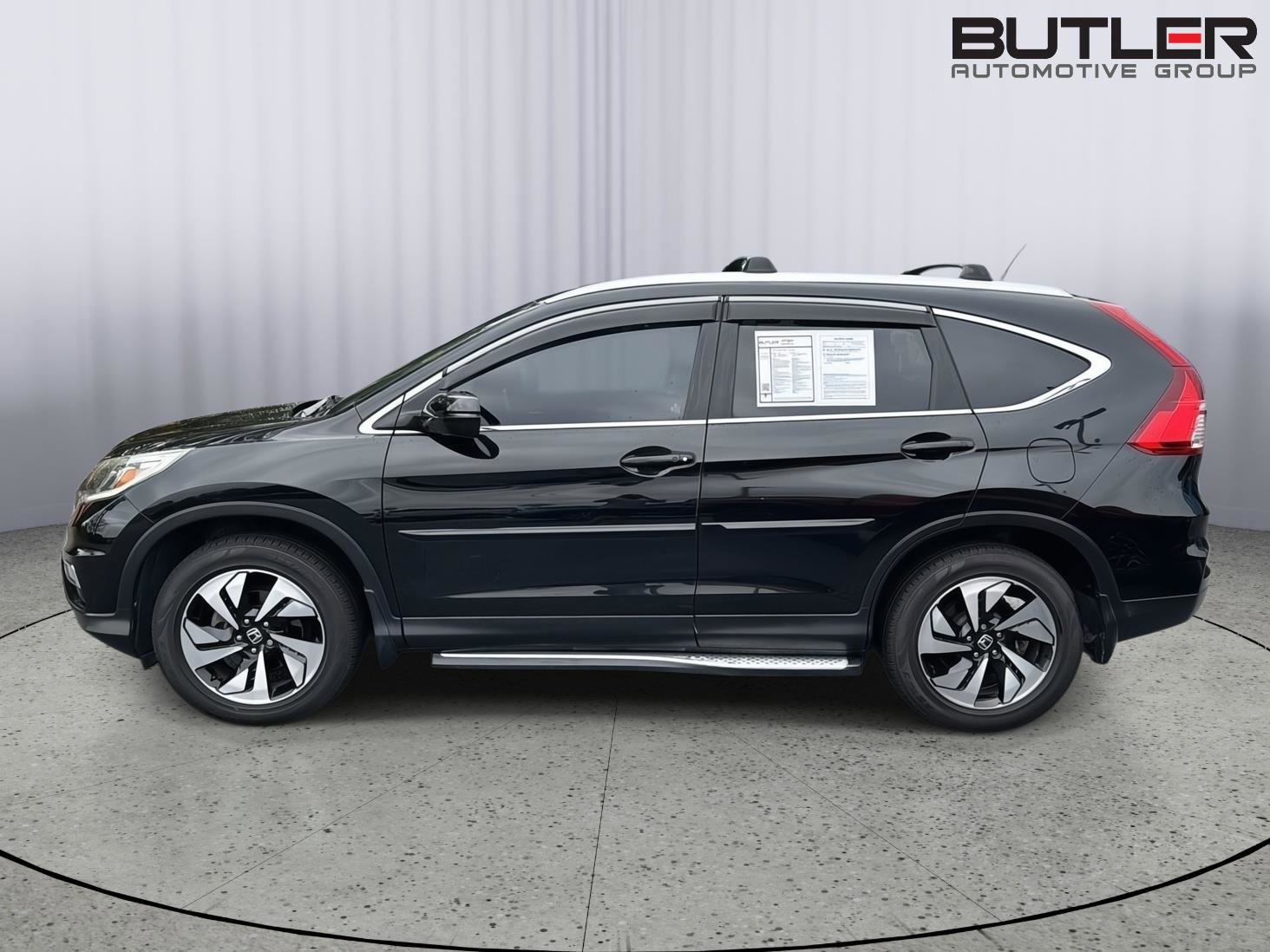 Used 2016 Honda CR-V Touring image 3