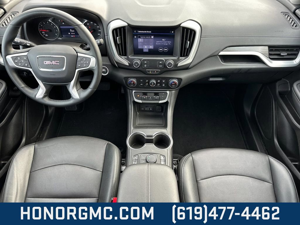 Used 2024 GMC Terrain SLT image 14