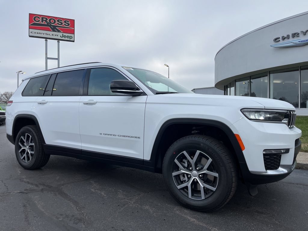 New 2025 Jeep Grand Cherokee L Limited w/ Trailer Tow Package AWD/4WD image 52