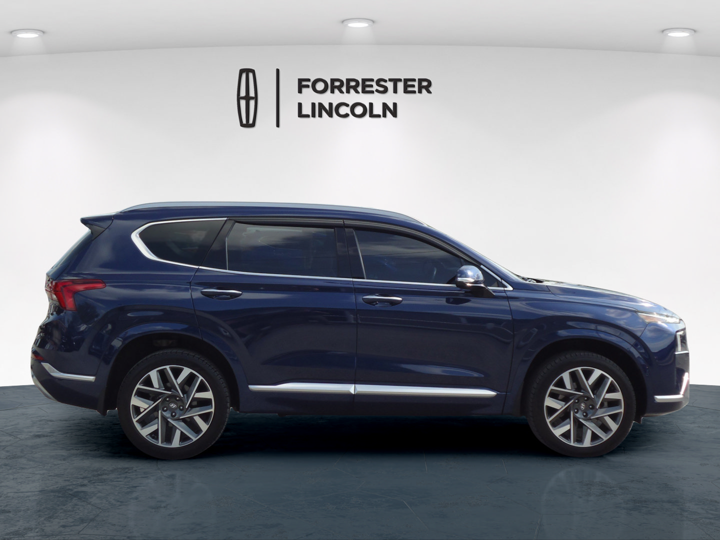 Used 2023 Hyundai Santa Fe Calligraphy AWD/4WD image 2