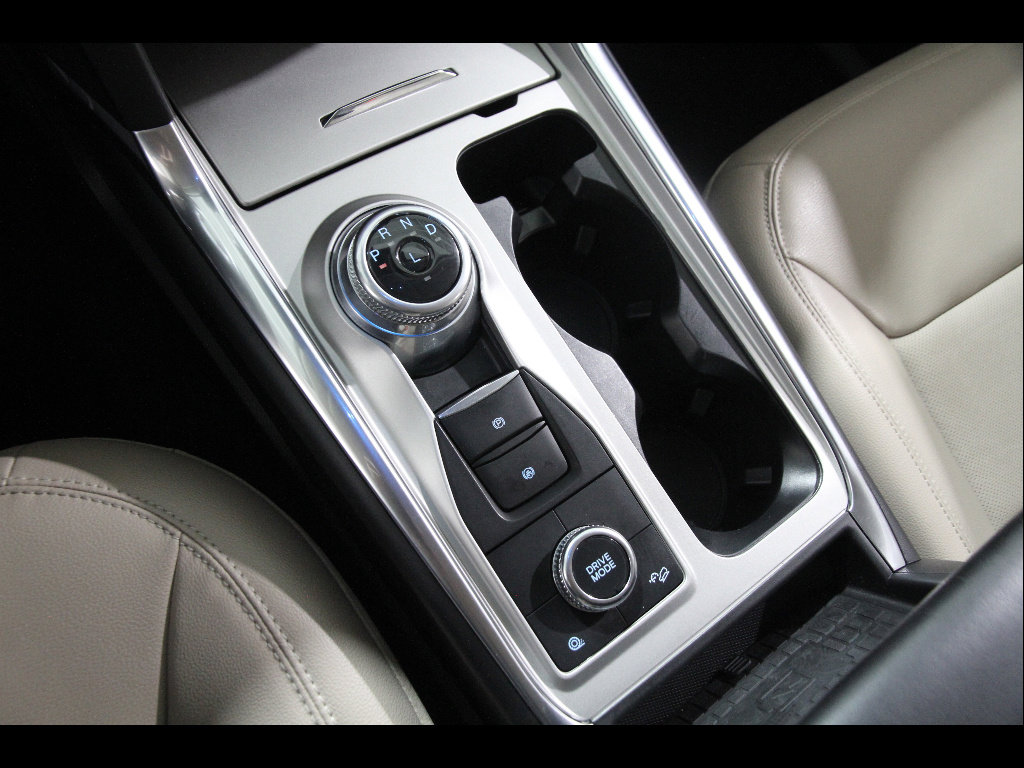 Used 2023 Ford Explorer Limited w/ Equipment Group 301A image 16